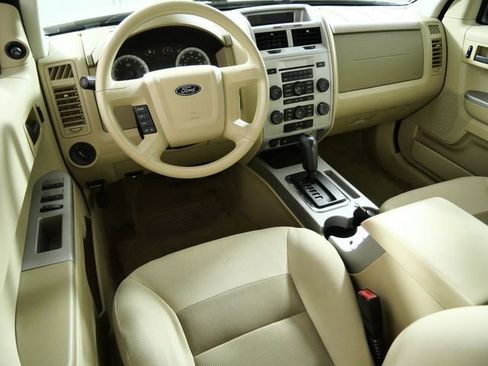 Used 2008 Ford Escape XLT image 4