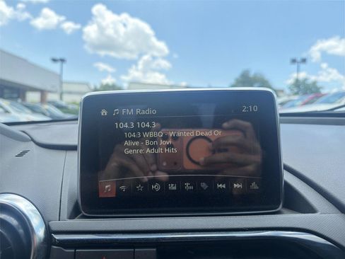 Used 2017 MAZDA MX-5 Miata RF Grand Touring RWD image 7