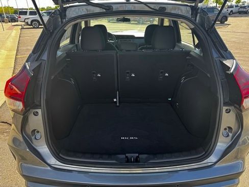 Used 2024 Nissan Kicks S FWD image 8