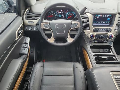Used 2020 GMC Yukon Denali w/ Open Road Package image 19