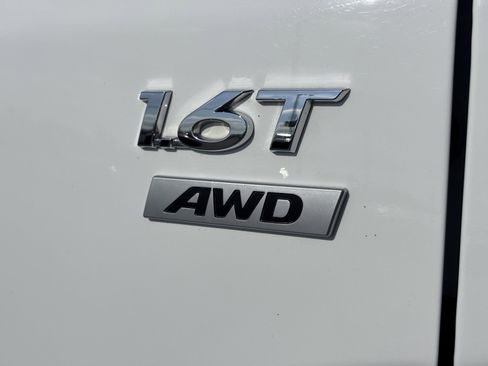 Used 2021 Hyundai Kona Limited AWD/4WD image 13