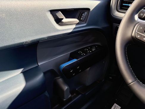 New 2026 Ford Maverick Lobo AWD/4WD image 14