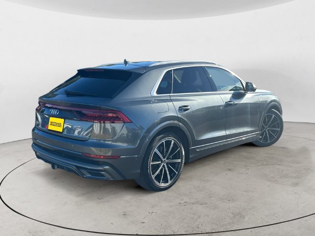 Used 2020 Audi Q8 Premium Plus w/ Premium Plus Package AWD/4WD image 5