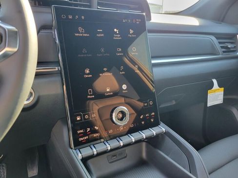 New 2026 GMC Terrain Elevation w/ Elevation Premium Package image 16