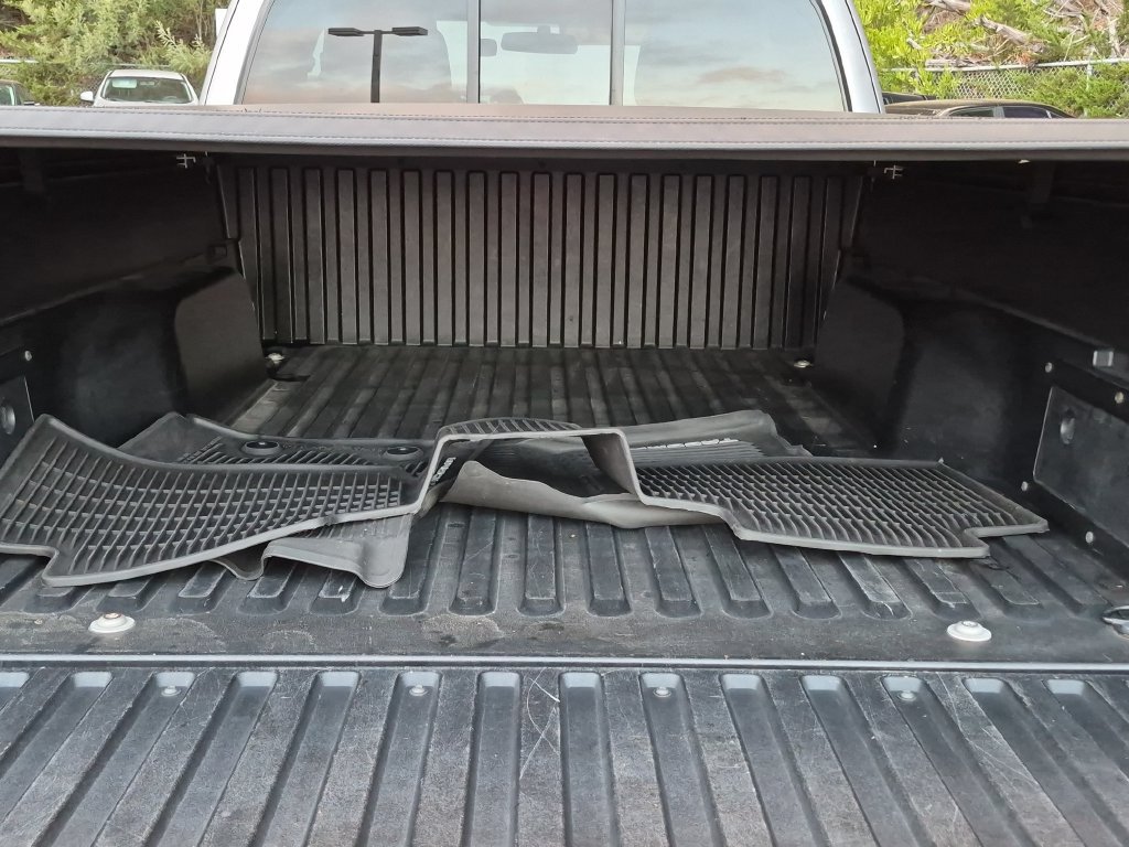 Used 2016 Toyota Tacoma SR5 w/ Towing Package AWD/4WD image 26