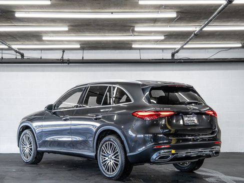 Used 2023 Mercedes-Benz GLC 300 image 3