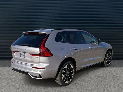 New 2026 Volvo XC60 B5 Plus w/ Protection Package Premier image 5
