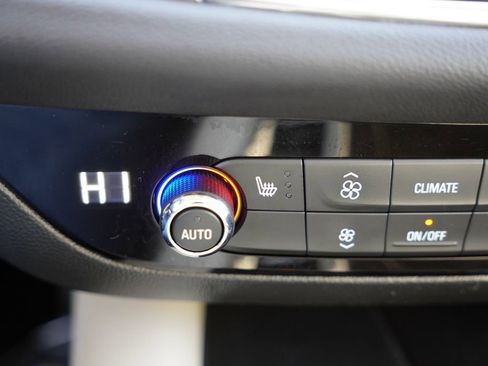 Certified 2023 Buick Enclave Essence w/ Experience Buick Package image 30