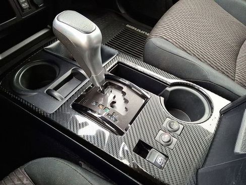 Certified 2018 Toyota 4Runner TRD Off-Road image 16