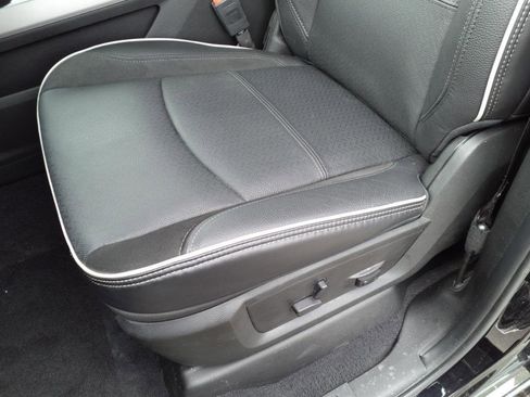 New 2025 RAM 2500 Laramie image 10