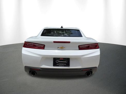 Used 2016 Chevrolet Camaro LT RWD image 24