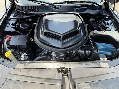 Used 2016 Dodge Challenger R/T Scat Pack RWD image 16
