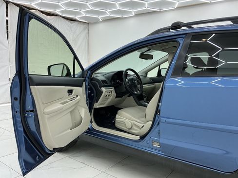 Used 2014 Subaru Crosstrek 2.0i Limited AWD/4WD image 16
