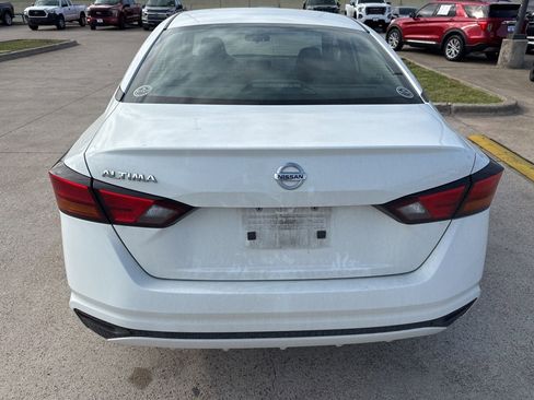 Used 2022 Nissan Altima 2.5 S image 9