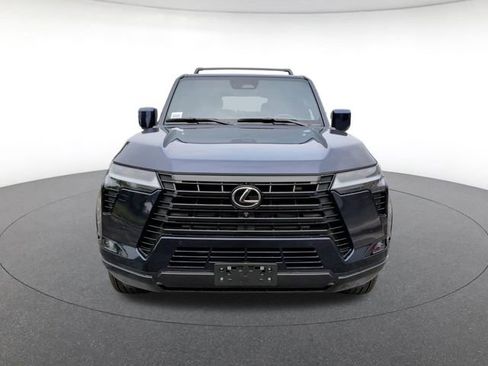 Used 2025 Lexus GX 550 w/ Accessory Package (2T) AWD/4WD image 9