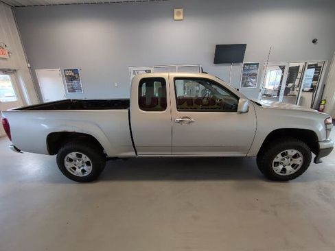 Used 2010 Chevrolet Colorado W/T AWD/4WD image 6