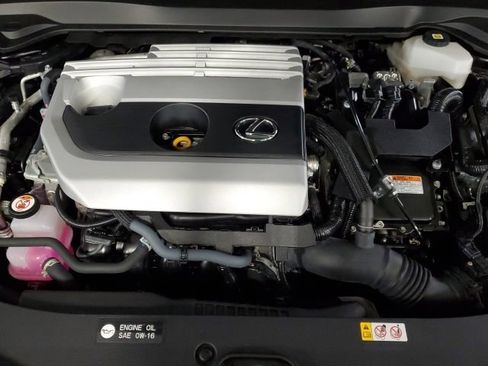 Used 2023 Lexus UX 250h AWD w/ Premium Package image 28