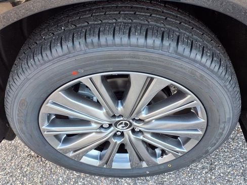 New 2025 MAZDA CX-5 Signature image 9