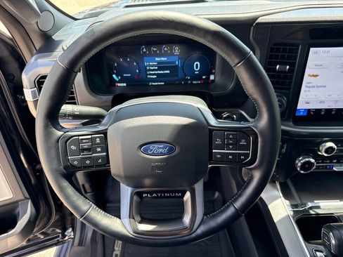 Used 2025 Ford F150 Platinum AWD/4WD image 17