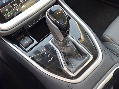 Used 2025 Subaru Outback Onyx Edition w/ Popular Package #2 image 17