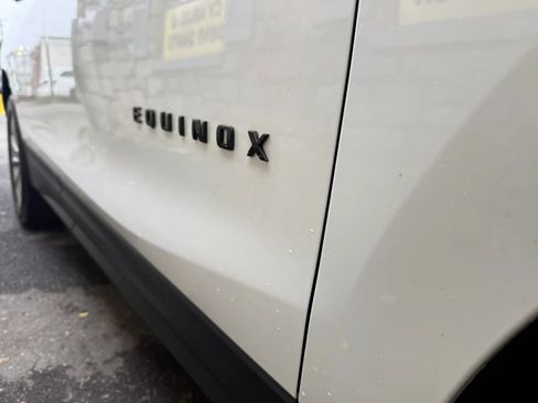Used 2019 Chevrolet Equinox LT AWD/4WD image 3