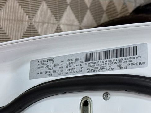 Used 2018 RAM 2500 Lone Star image 30