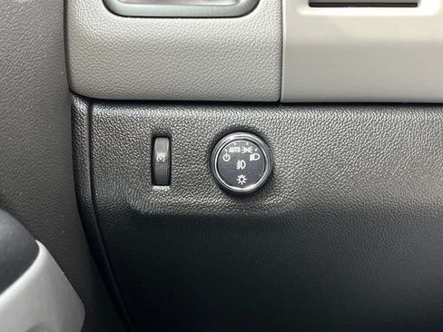 Used 2016 Chevrolet Colorado LT w/ LT Convenience Package RWD image 35