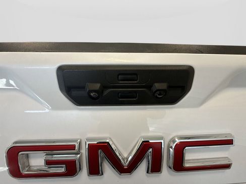 Used 2023 GMC Sierra 1500 Denali w/ Technology Package image 37
