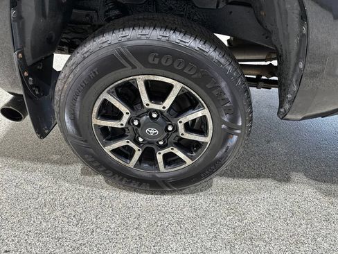 Used 2015 Toyota Tundra SR5 w/ TRD Off Road Package AWD/4WD image 22