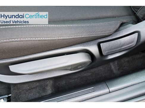 Certified 2025 Hyundai Elantra Sport FWD image 30