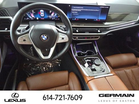 Used 2023 BMW X7 xDrive40i w/ Premium Package AWD/4WD image 19