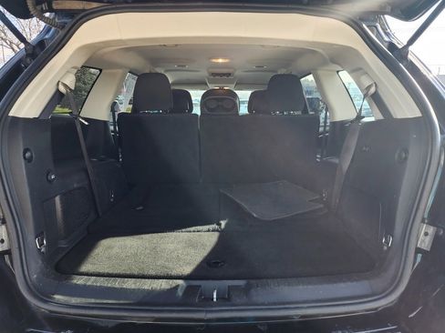 Used 2019 Dodge Journey SE w/ Connectivity Group image 12