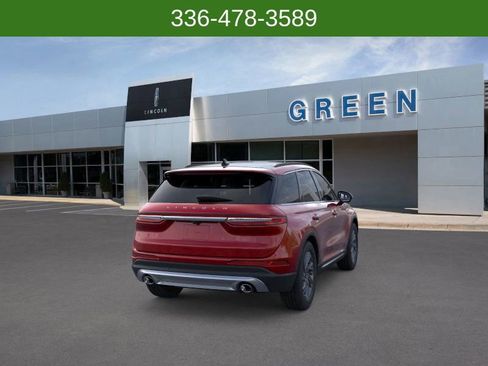 New 2026 Lincoln Corsair Premiere image 8