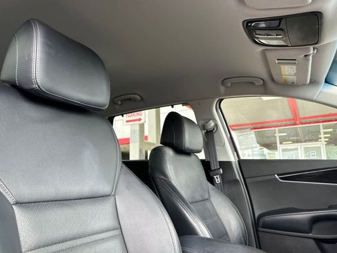 Used 2017 Kia Sorento EX FWD image 18