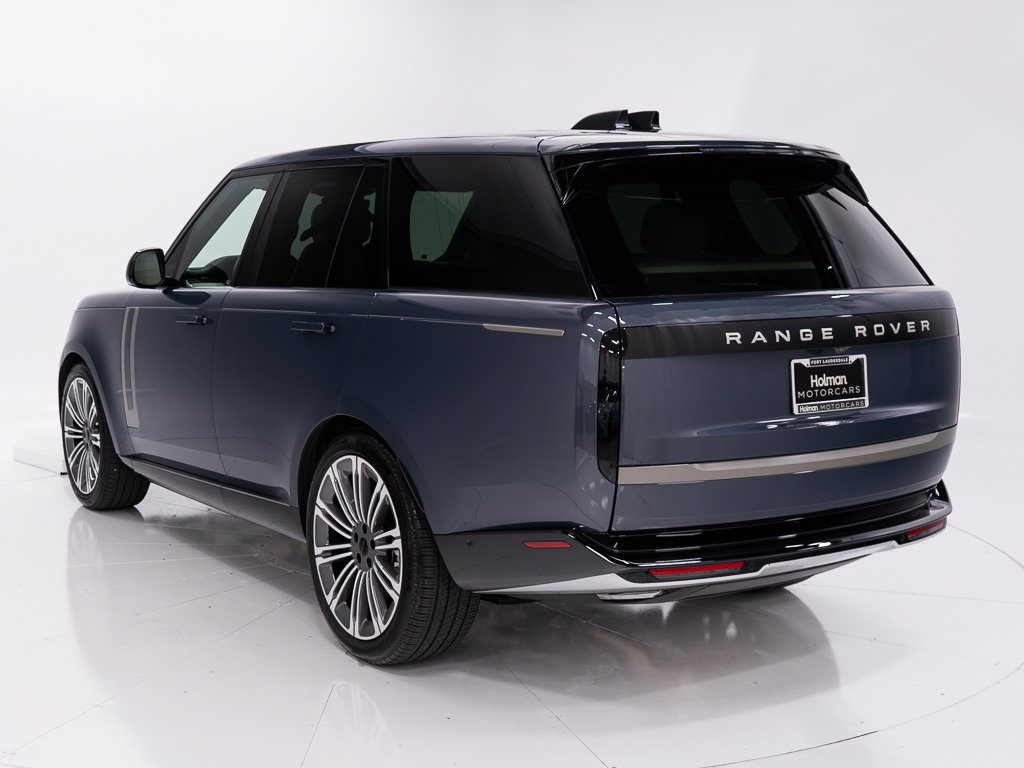 Used 2026 Land Rover Range Rover SE AWD/4WD image 3