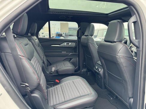 New 2026 Ford Explorer ST-Line image 6