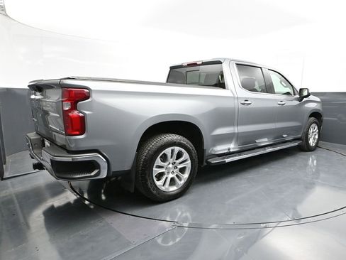 Used 2024 Chevrolet Silverado 1500 LTZ image 3