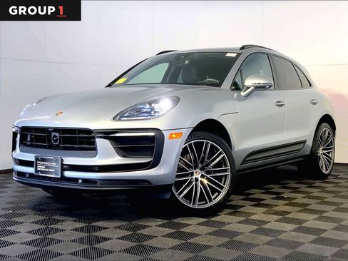 Used 2026 Porsche Macan AWD/4WD image 1