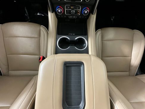 Used 2023 Chevrolet Tahoe Premier image 14