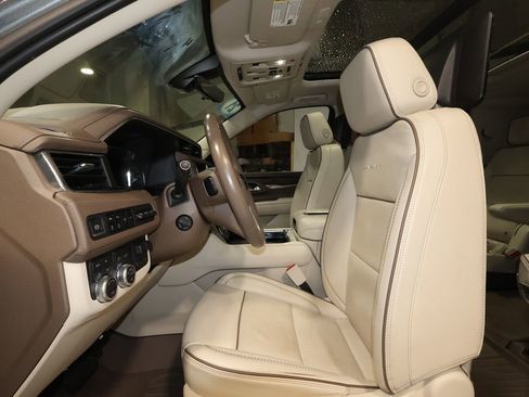 Used 2021 GMC Yukon Denali w/ Denali Ultimate Package image 25