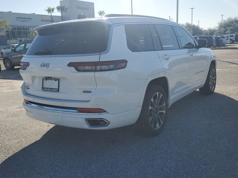 Used 2025 Jeep Grand Cherokee L Overland w/ Luxury Tech Group IV image 6