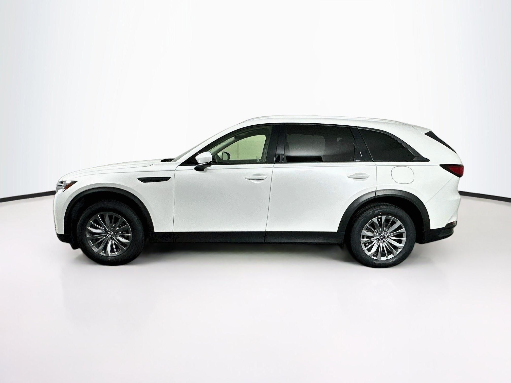 Used 2024 MAZDA CX-90 3.3 Turbo w/ Preferred Plus AWD/4WD image 4
