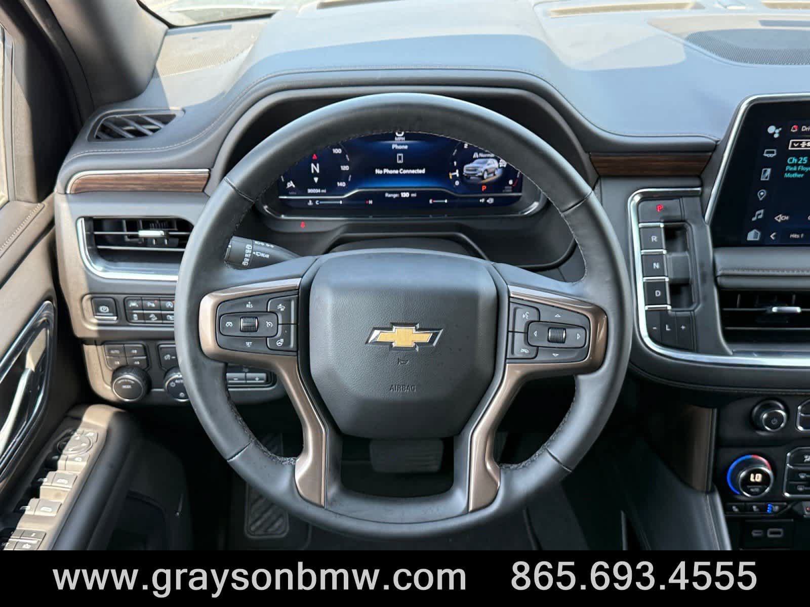 Used 2024 Chevrolet Suburban High Country w/ Premium Package AWD/4WD image 23