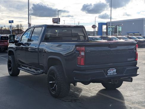 Used 2020 Chevrolet Silverado 3500 High Country w/ Technology Package image 5