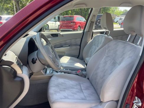 Used 2010 Subaru Forester 2.5X AWD/4WD image 10