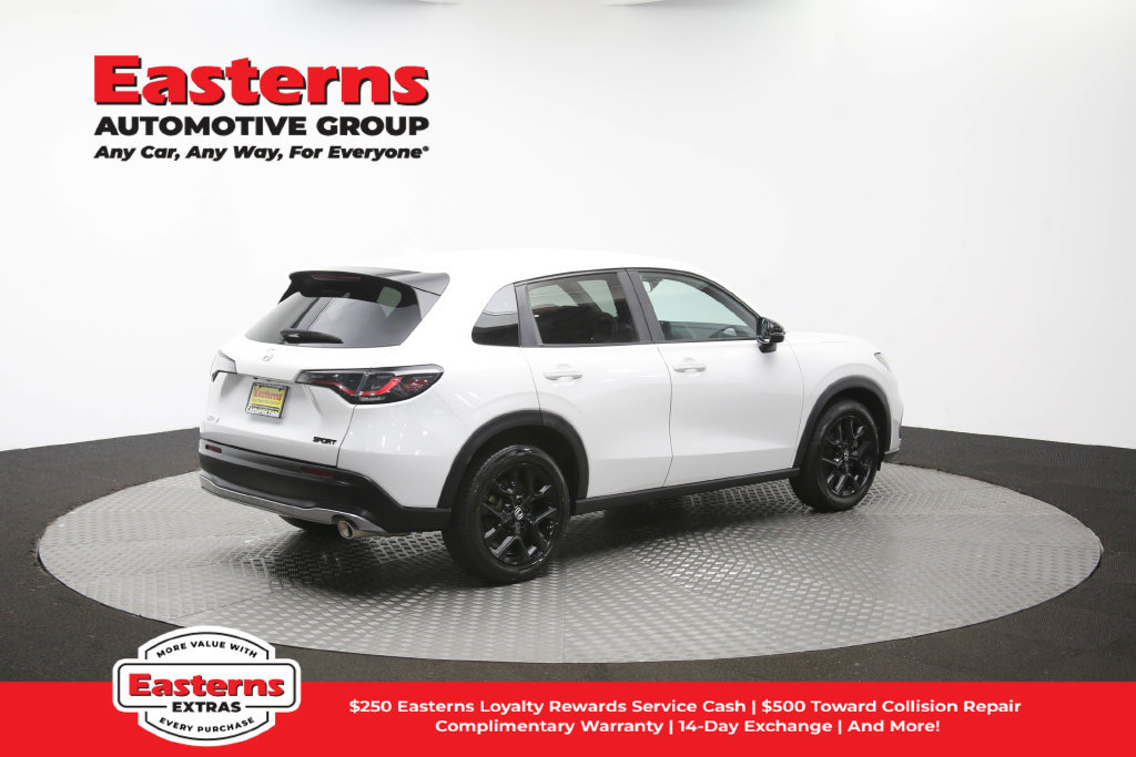 Used 2025 Honda HR-V Sport image 41