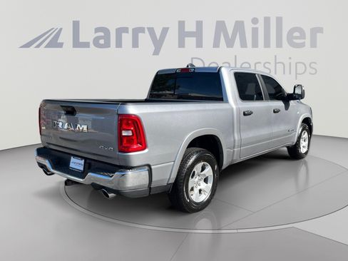 New 2026 RAM 1500 Big Horn AWD/4WD image 5