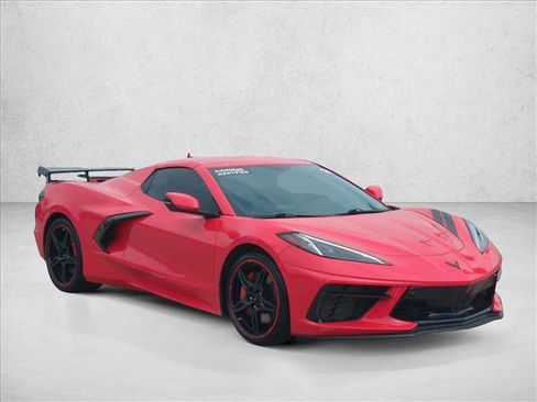Used 2021 Chevrolet Corvette Stingray Premium Conv w/ Z51 Performance Package image 3