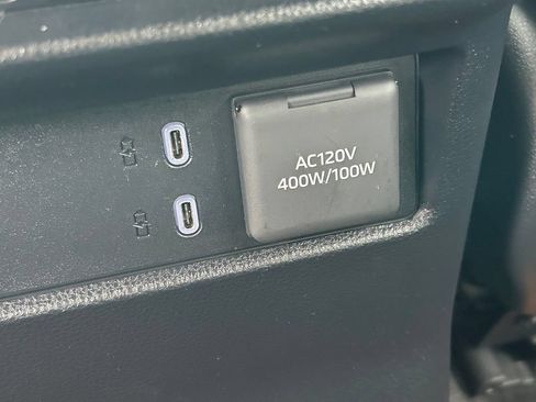 Certified 2025 Toyota 4Runner Limited AWD/4WD image 21