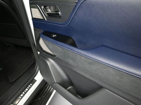 New 2026 INFINITI QX80 4WD w/ Sport Exterior Package image 22